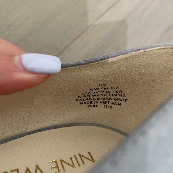 Grey suede heels size 6 Njne West - Picture 2 of 12